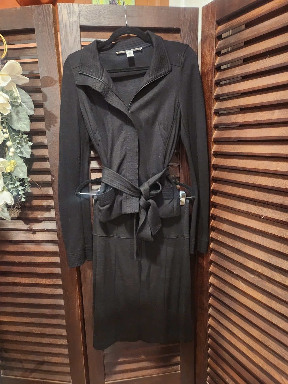 Diane Von Furstenberg Black Belted Knit Skirt Suit